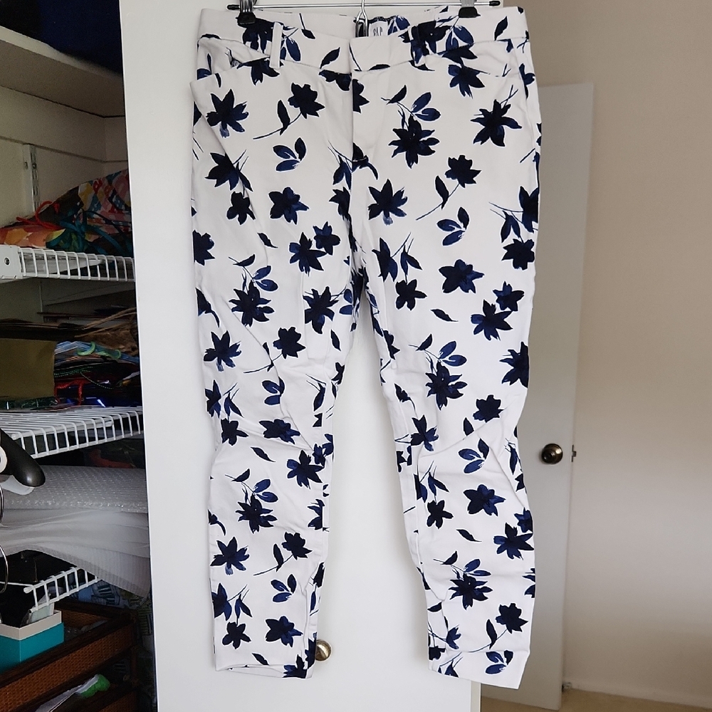 GAP Signature Skinny Stretch Ankle Pants - Picture 2 of 6